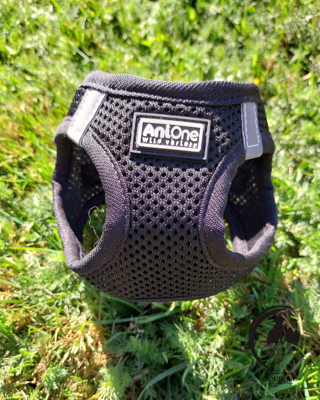Harnais en mesh noir 24-28 cm AniOne