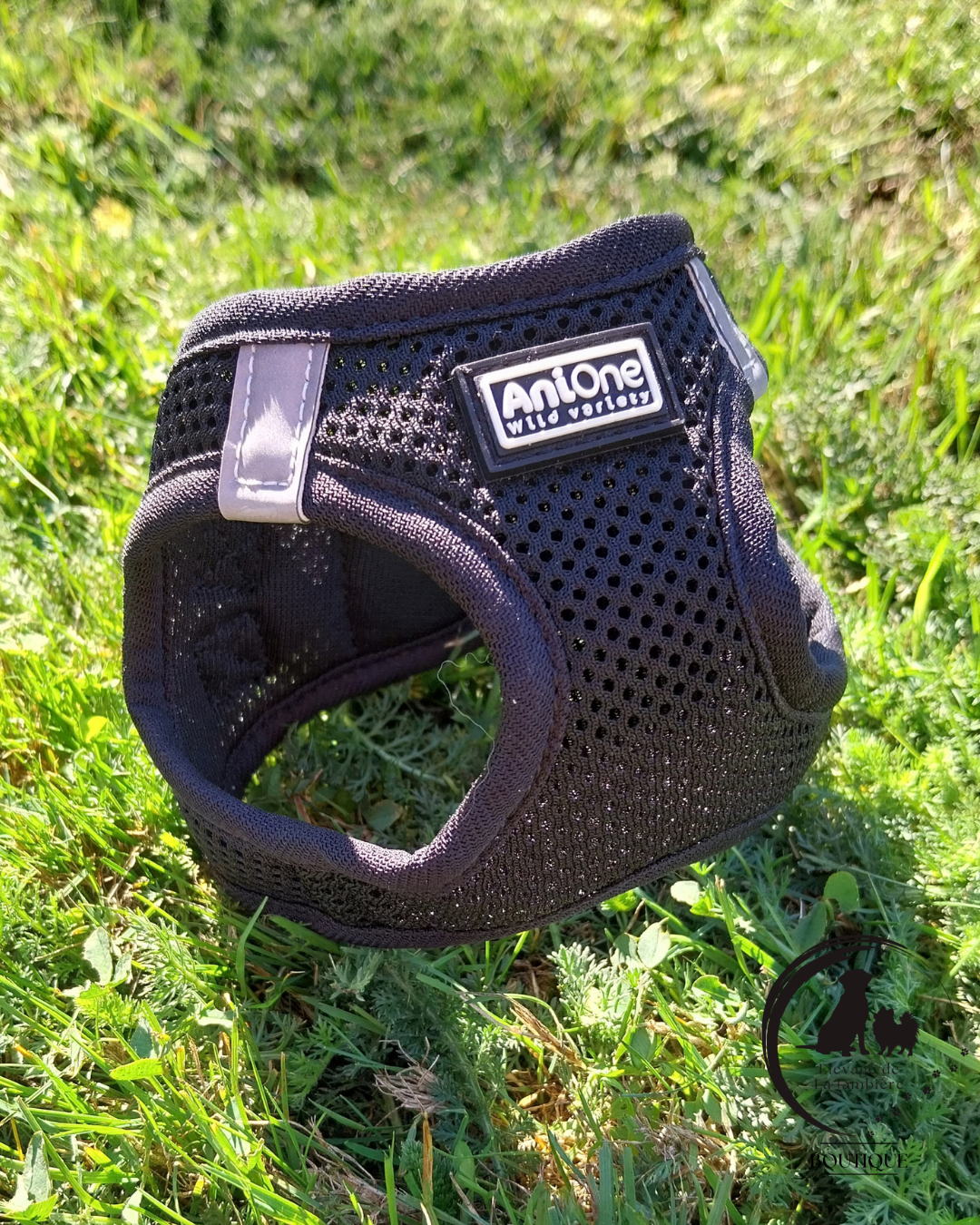 Harnais en mesh noir 24-28 cm AniOne